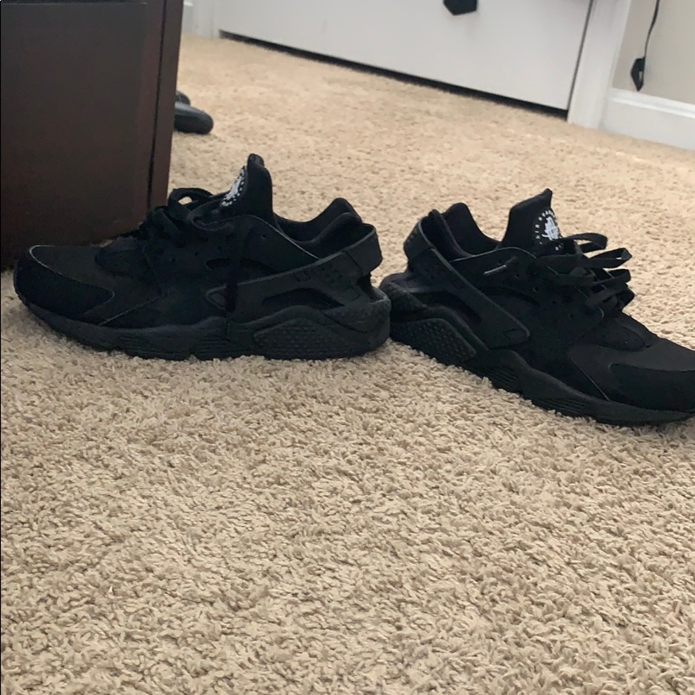 Nike Air Men’s Huraches with box